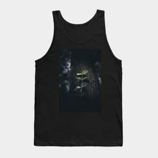 leave on the tree bark Tank Top